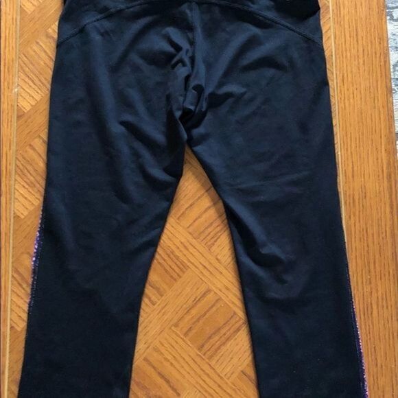 Awesome Nike Dri Fit Athletic Capris Med Excellent Consition - Picture 4 of 5